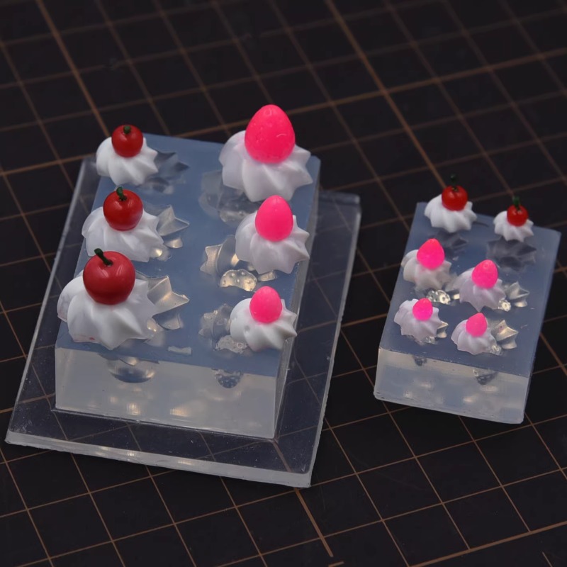 Mini 3D Cream of Cone Strawber - огляд і ціна Baby Products Cream
